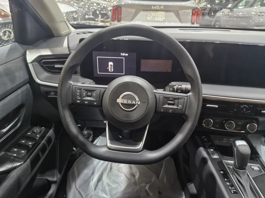 2025 Nissan Kicks S 