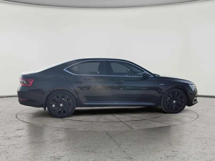 2022 Skoda superb Laurin & Klement  