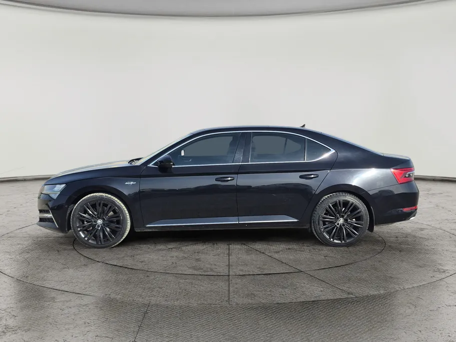 2022 Skoda superb Laurin & Klement  