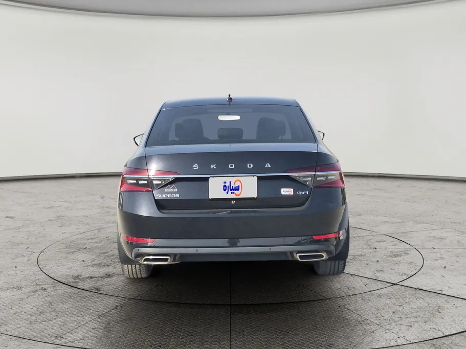 2022 Skoda superb Laurin & Klement  