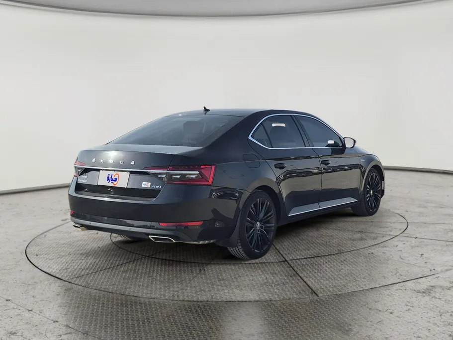 2022 Skoda superb Laurin & Klement  