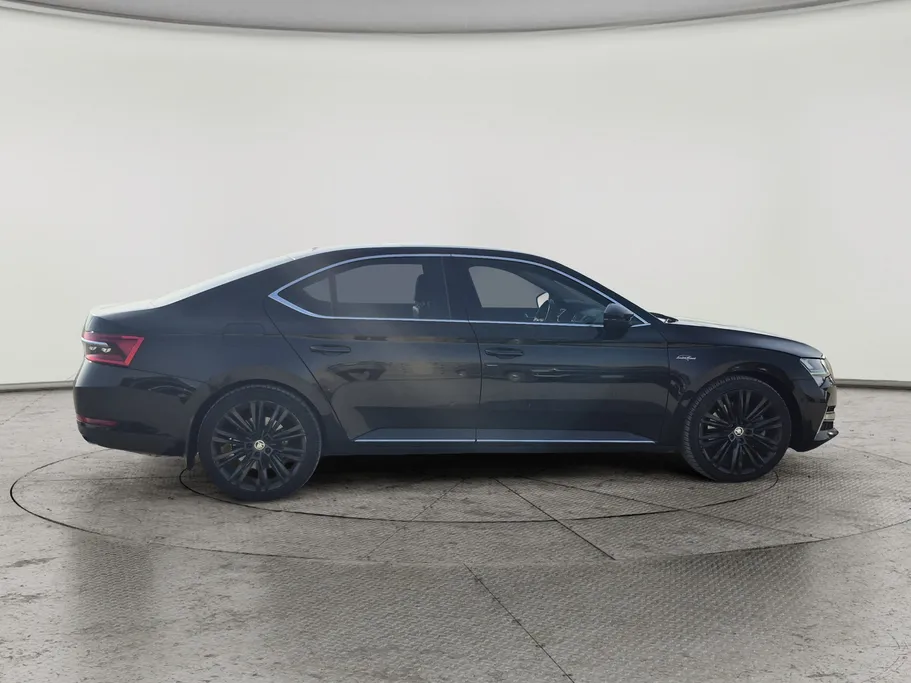 2022 Skoda superb Laurin & Klement  