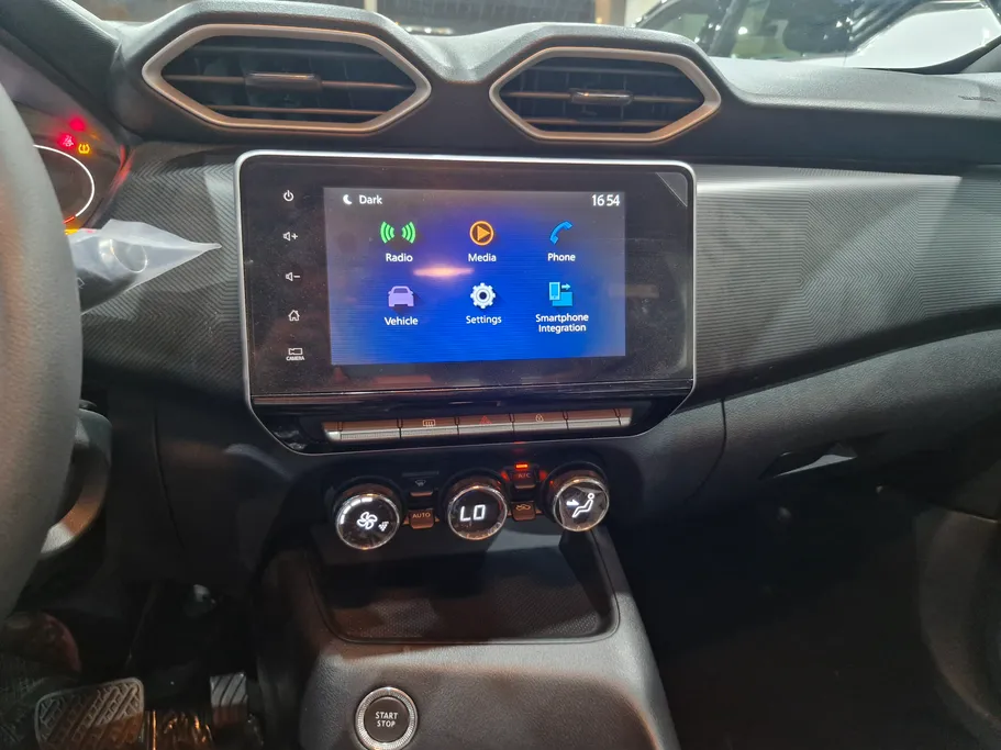 2025 Nissan Magnite SV 
