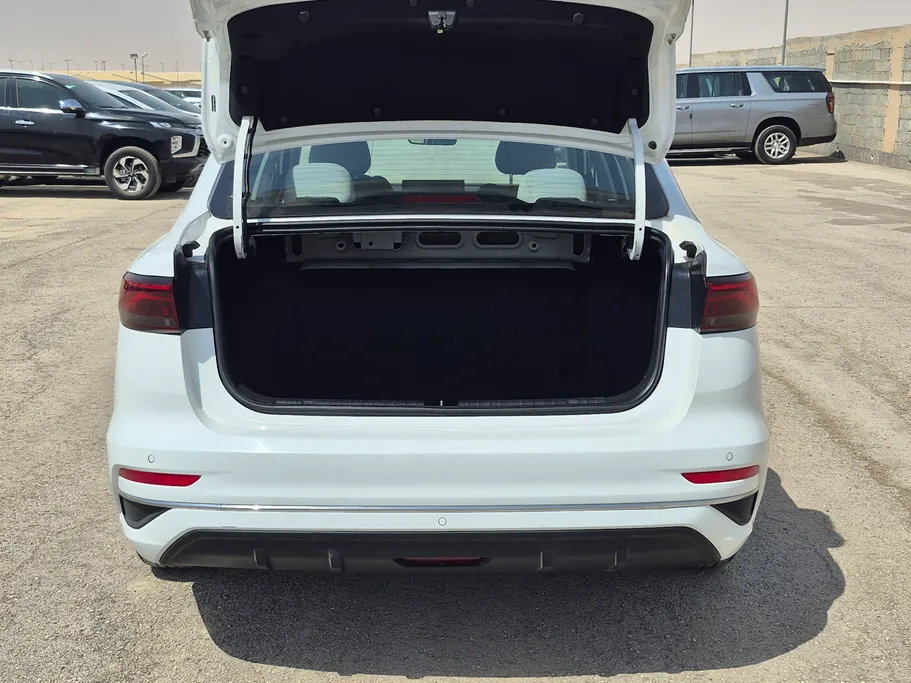 2023 Geely Emgrand GS 