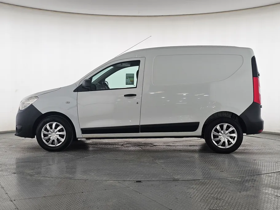2021 Renault Docker Van بضاعة 