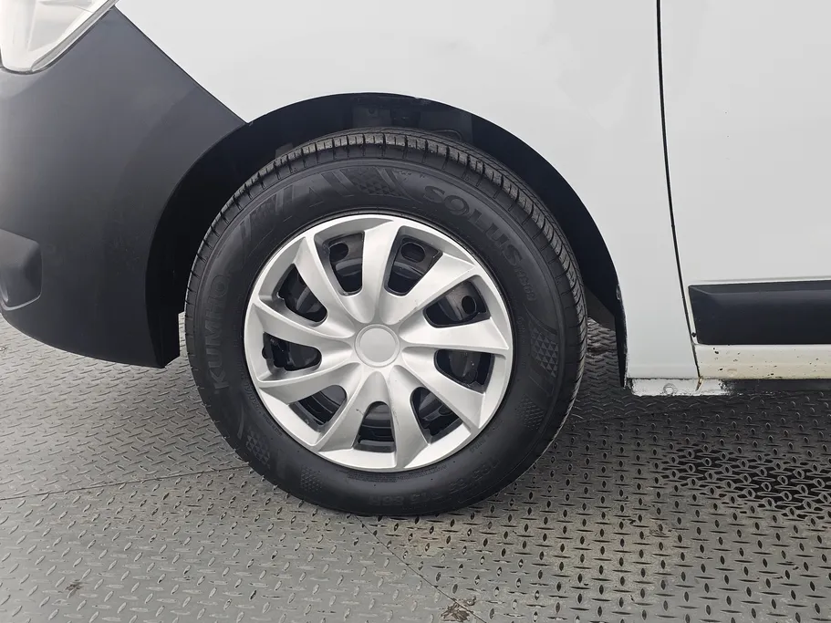 2021 Renault Docker Van بضاعة 