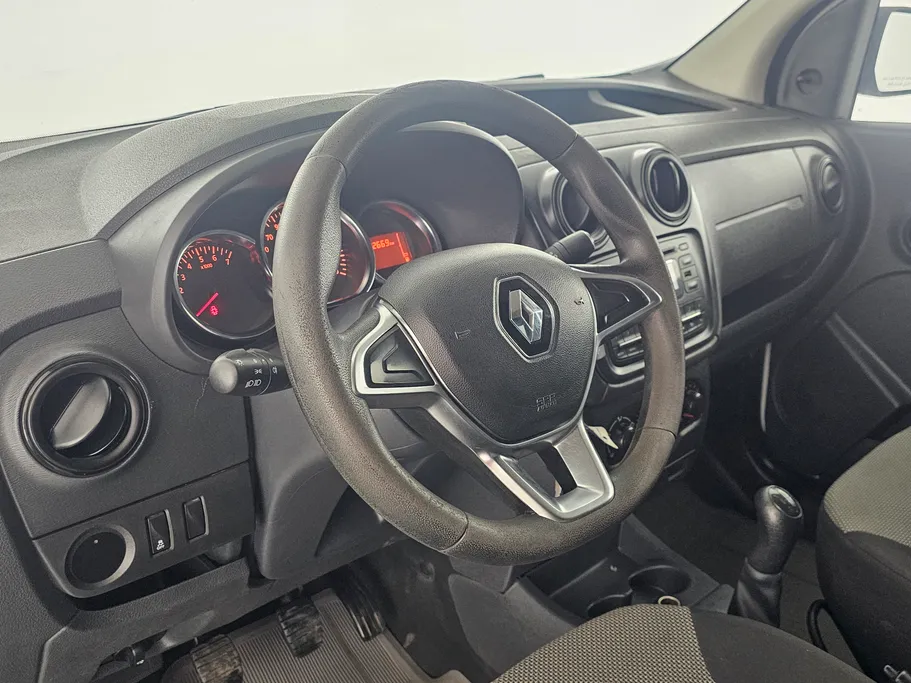 2021 Renault Docker Van بضاعة 