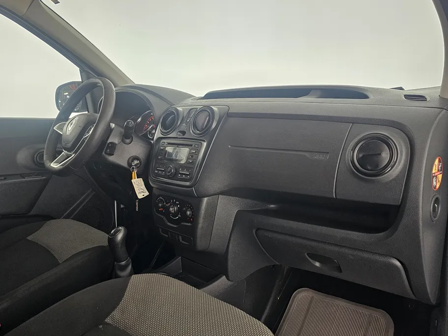 2021 Renault Docker Van بضاعة 