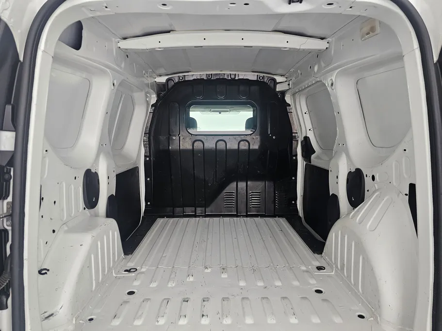 2021 Renault Docker Van بضاعة 