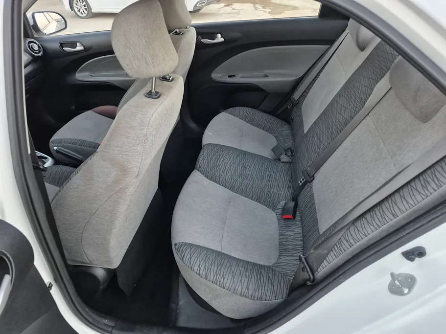 2024 Kia Pegas GL 