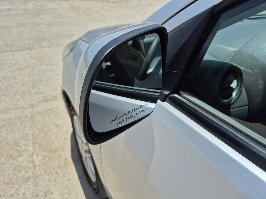 2024 Nissan Sunny SV Comfort 