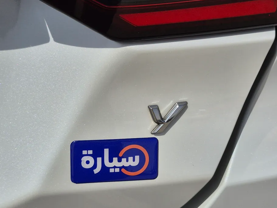 تويوتا يارس Y 2023 