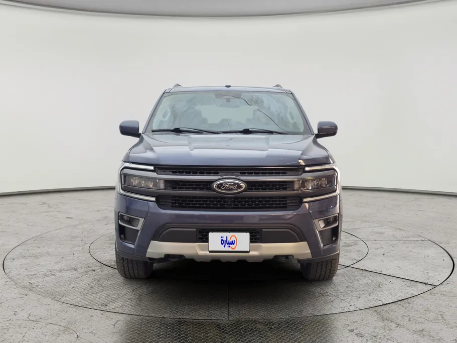 2022 Ford Expedition XLT 