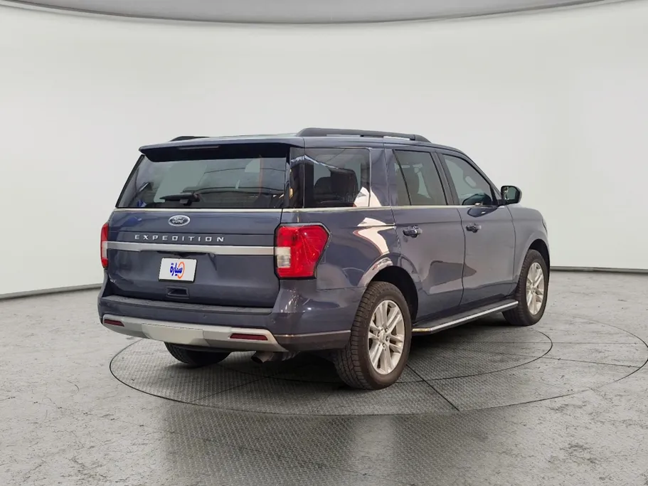 2022 Ford Expedition XLT 