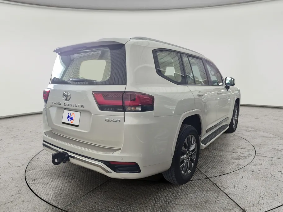 2025 Toyota Land Cruiser GXR 