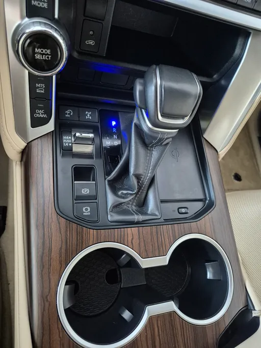 2025 Toyota Land Cruiser GXR 
