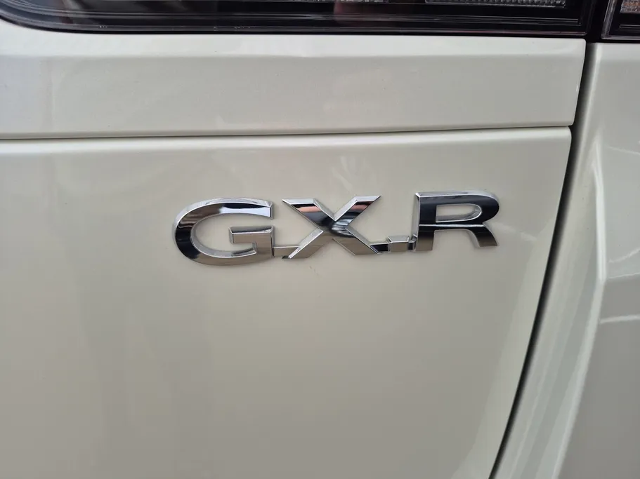 2025 Toyota Land Cruiser GXR 
