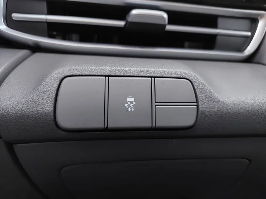 2024 Hyundai Elantra Fleet 