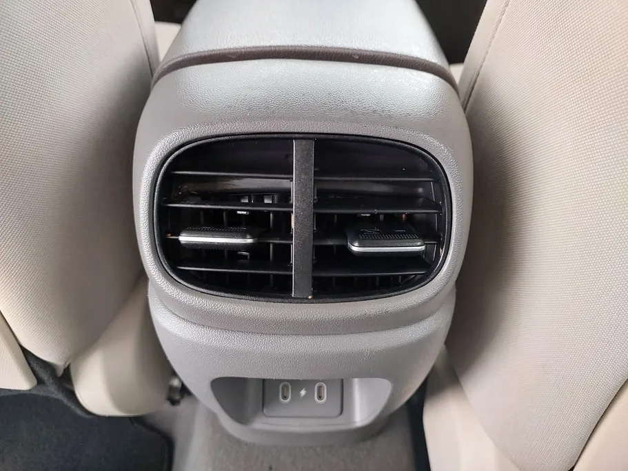 2024 Hyundai Elantra Fleet 