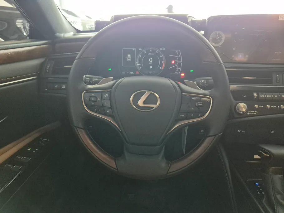 لكزس ES 350 2025 