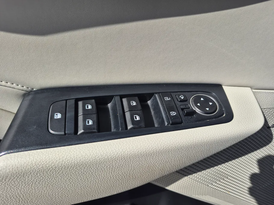 2024 Kia Carens EX 