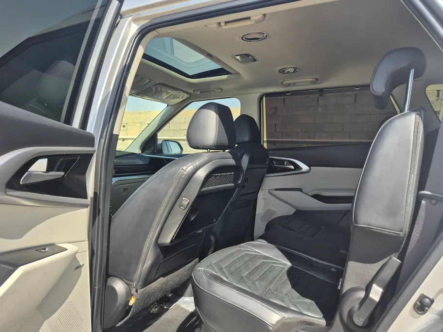 2024 Kia Carens EX 