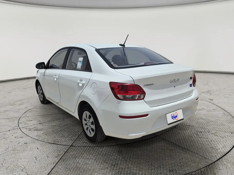 2024 Kia Pegas GL 