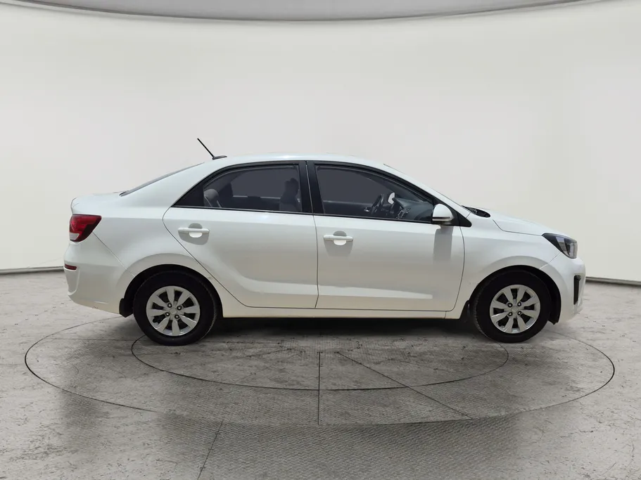 2024 Kia Pegas GL 