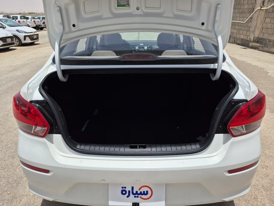 2024 Kia Pegas GL 
