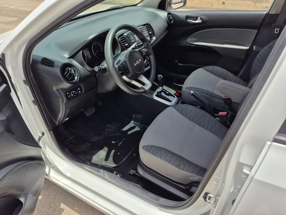 2024 Kia Pegas GL 