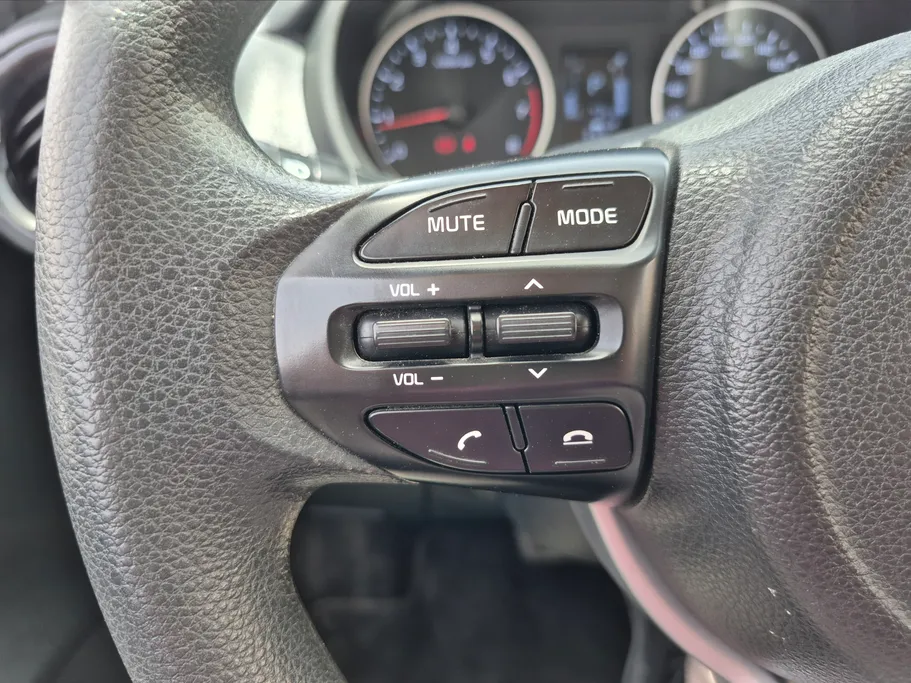 2024 Kia Pegas GL 