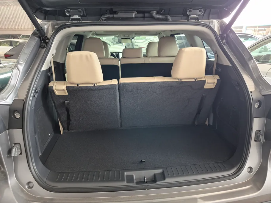 2025 Toyota Highlander Limited 