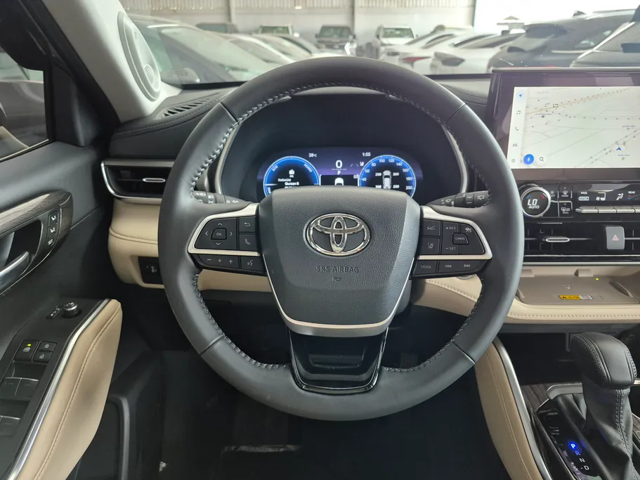2025 Toyota Highlander Limited 