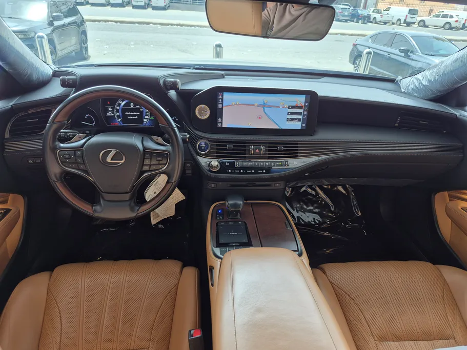 2021 Lexus LS 500 BH Hybrid 