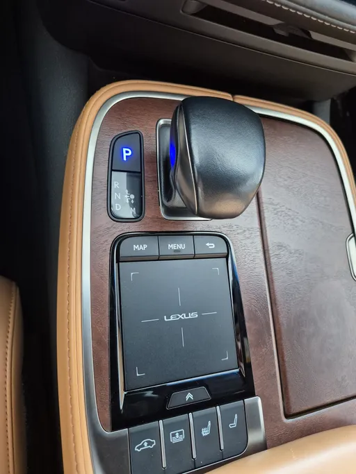 2021 Lexus LS 500 BH Hybrid 