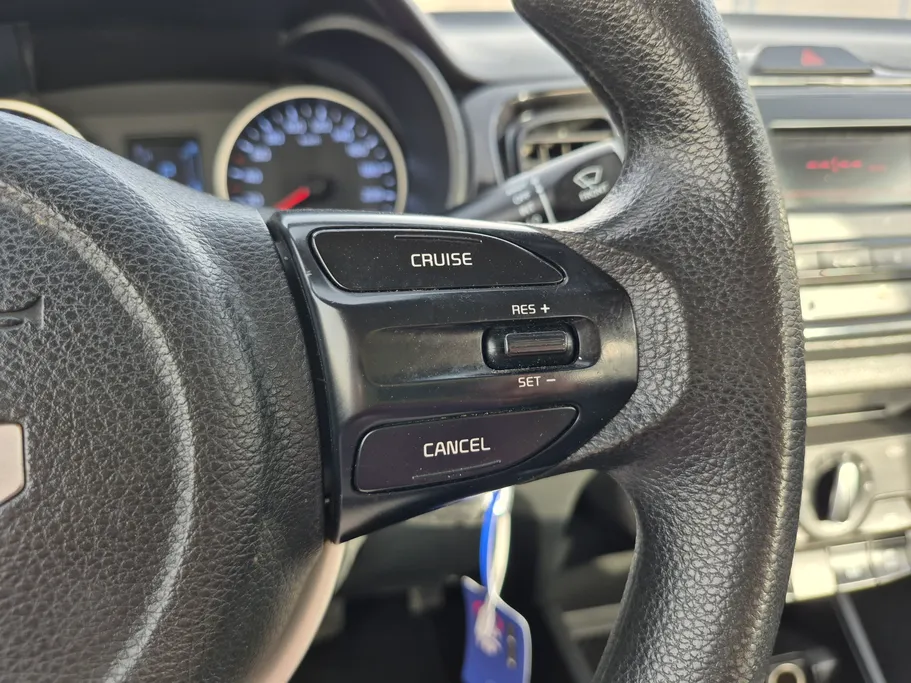 2024 Kia Pegas GL 