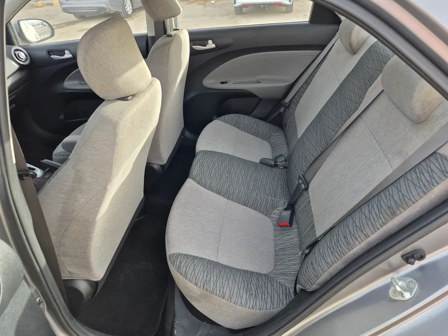 2024 Kia Pegas GL 
