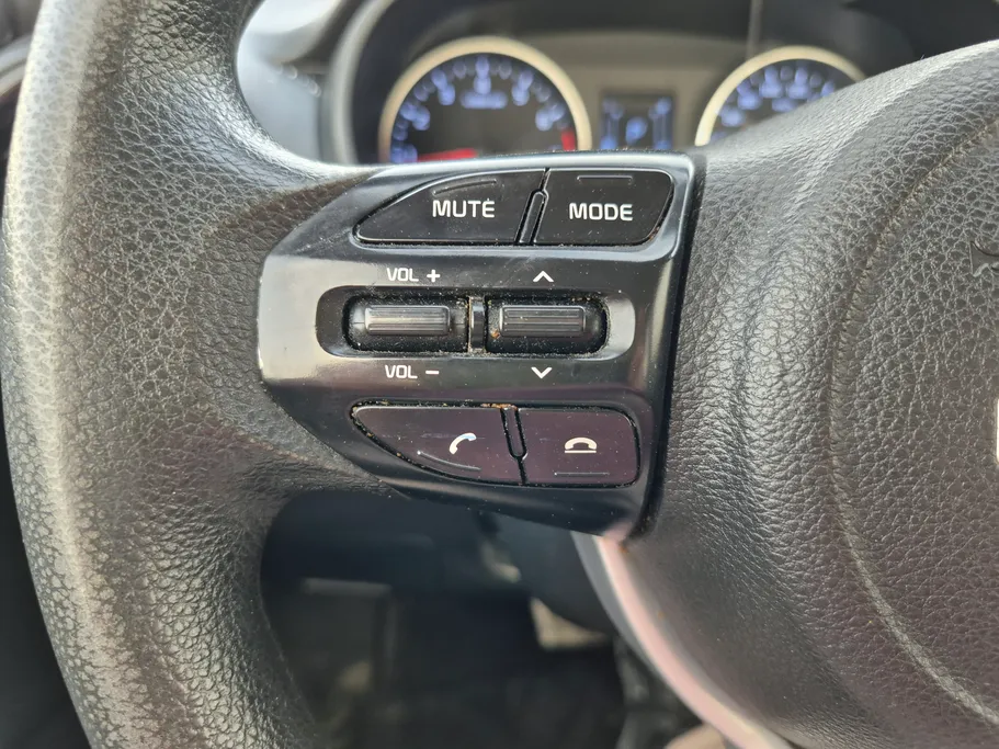 2024 Kia Pegas GL 