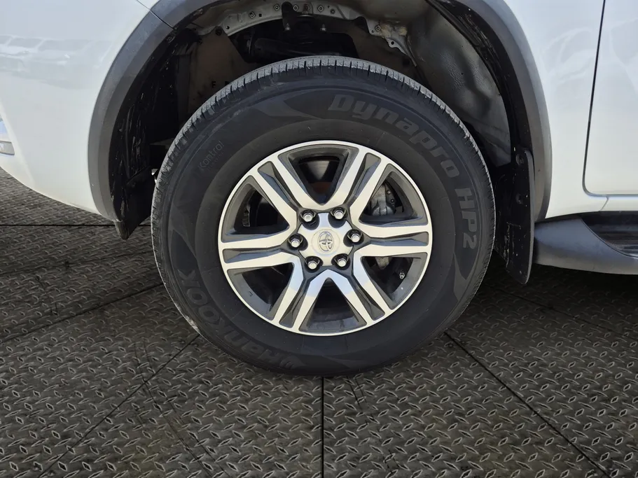 2024 Toyota Fortuner VX 