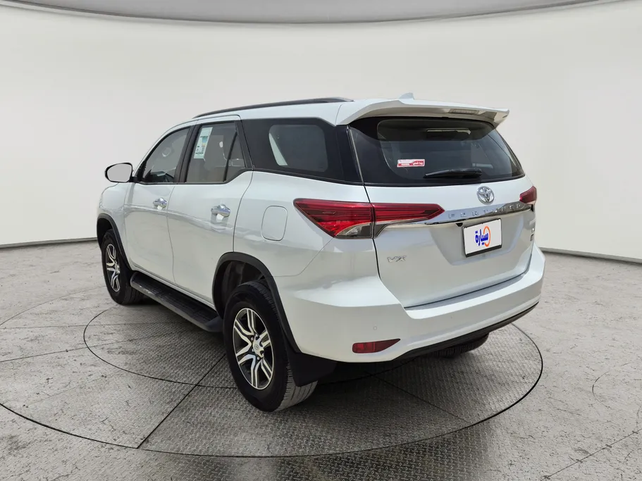 2024 Toyota Fortuner VX 