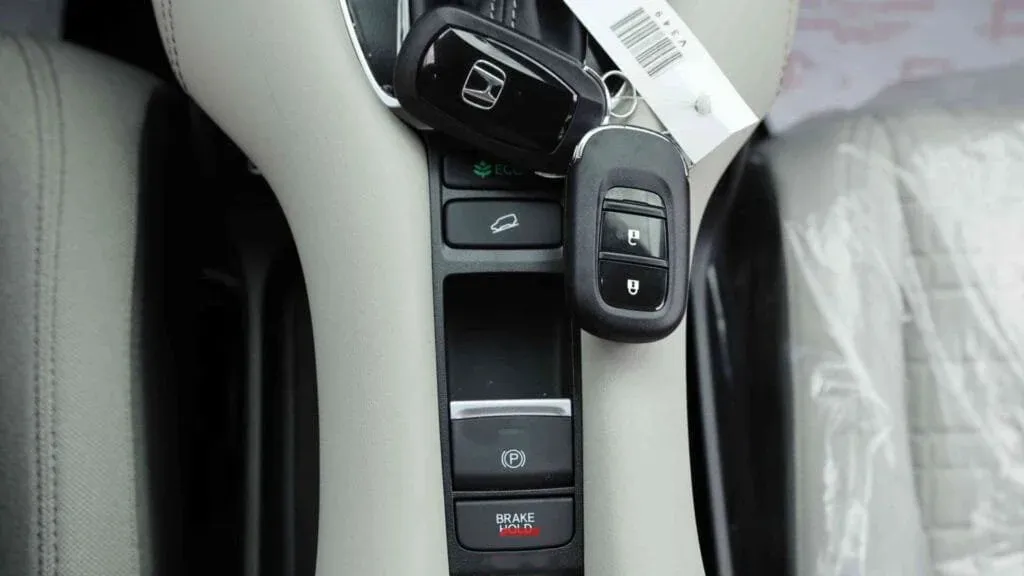 2025 Honda ZR-V LX 