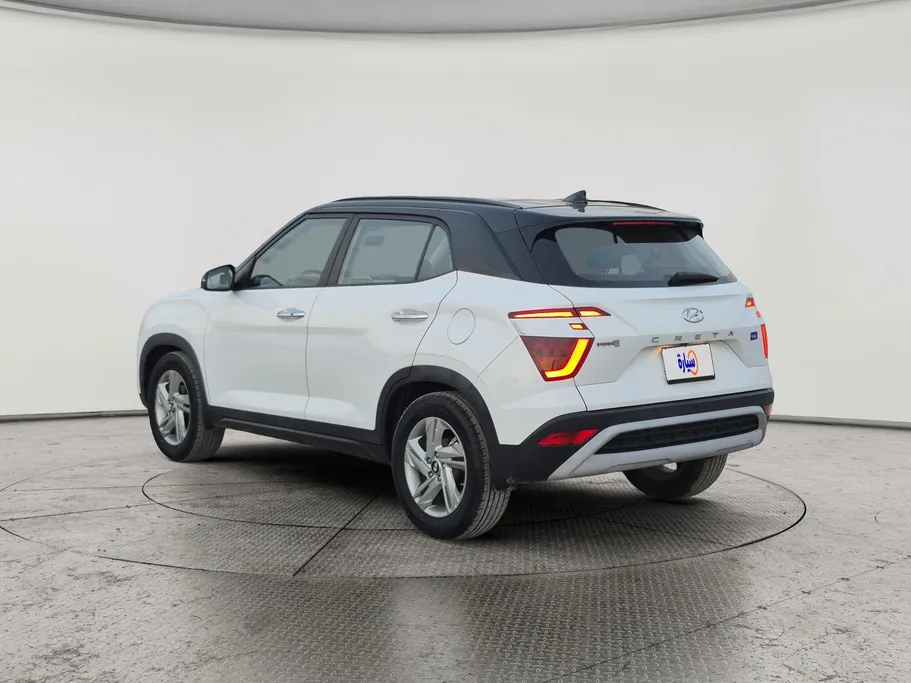 2023 Hyundai Creta Comfort (Two Tone) 