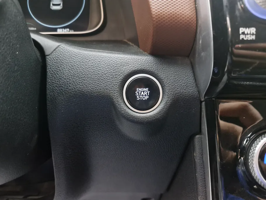 2023 Hyundai Creta Comfort (Two Tone) 