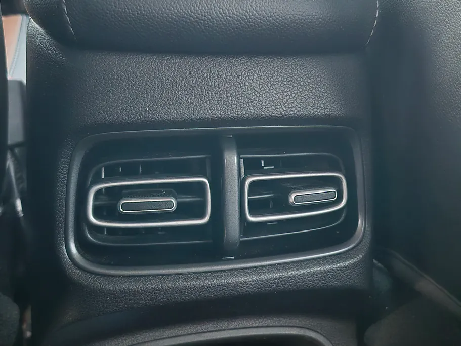 2023 Hyundai Creta Comfort (Two Tone) 