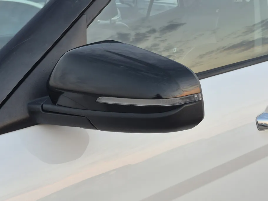 2023 Hyundai Creta Comfort (Two Tone) 
