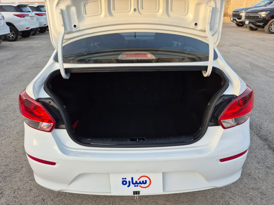 2024 كيا Pegas LX 