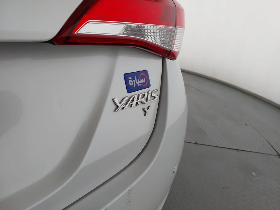 2022 Toyota Yaris  Y 