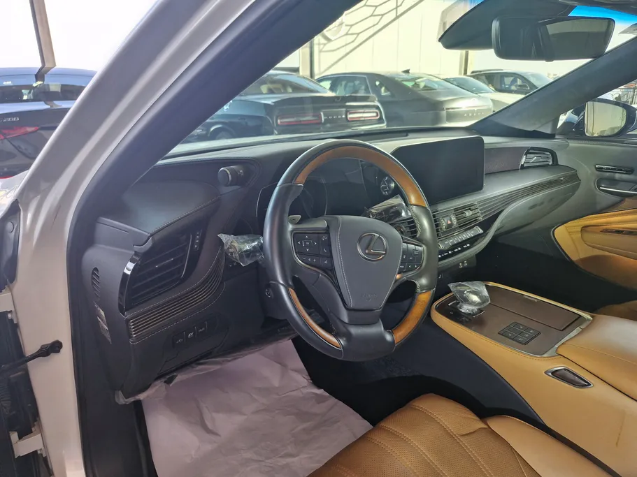 لكزس LS 500 2023 