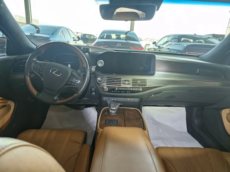 لكزس LS 500 2023 