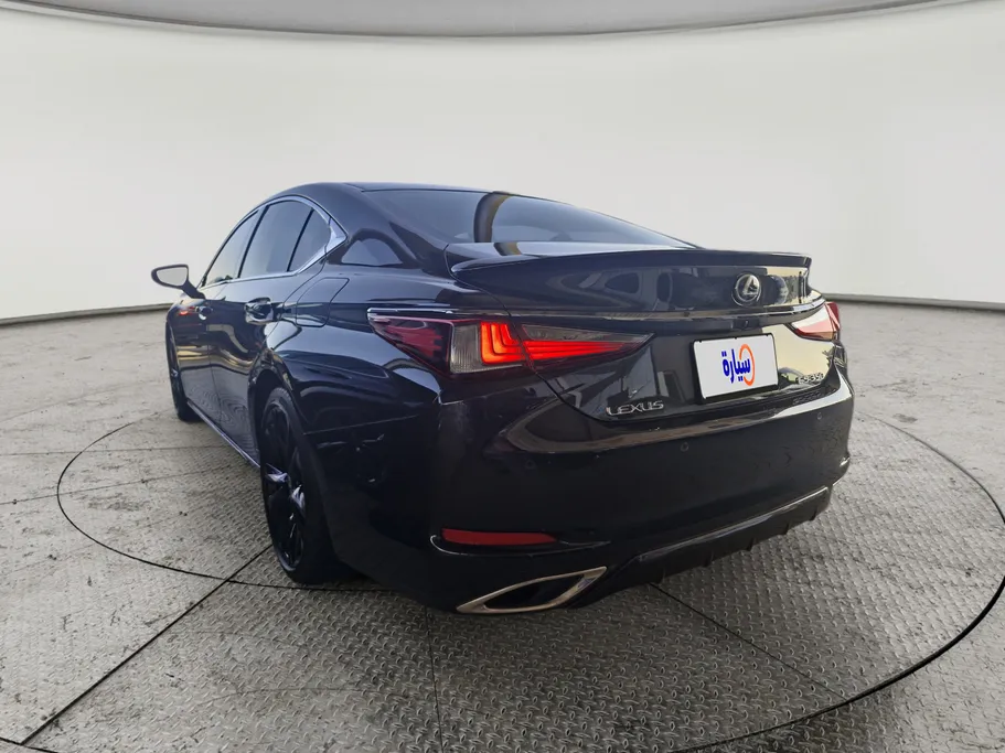 لكزس ES 350 2025 